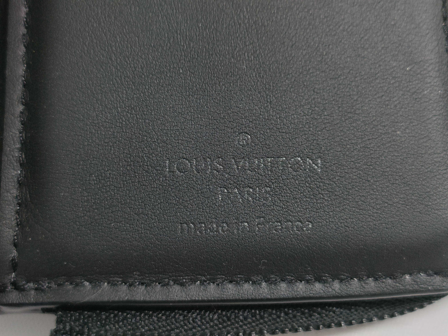 LOUIS VUITTON Aerogramme Portefeuille Pilot M81740 Wallet