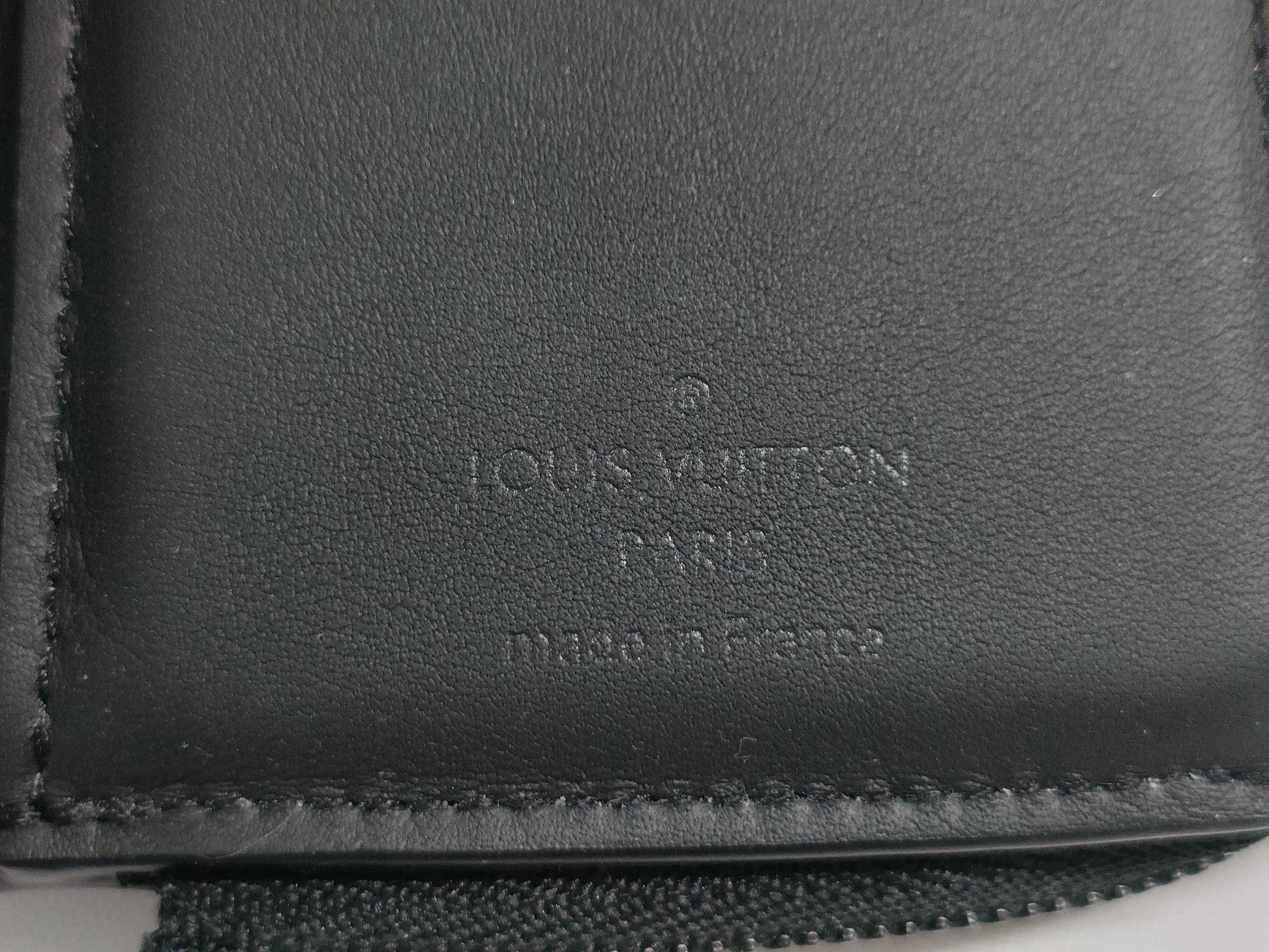 LOUIS VUITTON Aerogramme Portefeuille Pilot M81740 Wallet