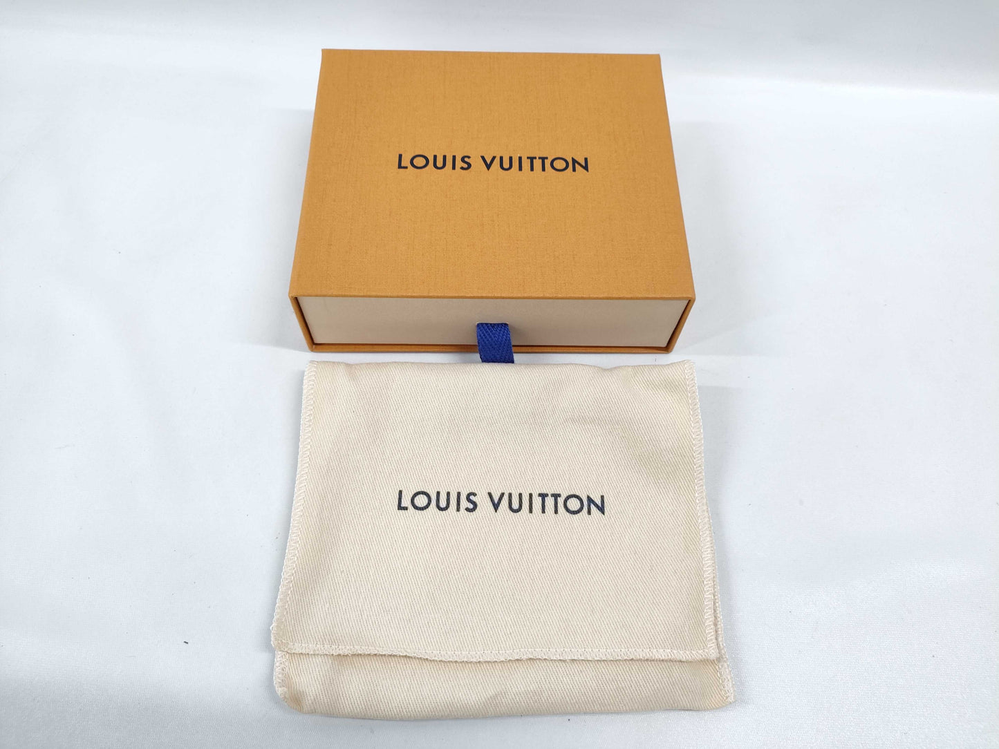 LOUIS VUITTON Aerogramme Portefeuille Pilot M81740 Wallet
