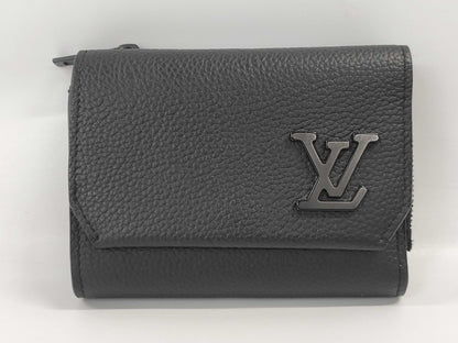 LOUIS VUITTON Aerogramme Portefeuille Pilot M81740 Wallet