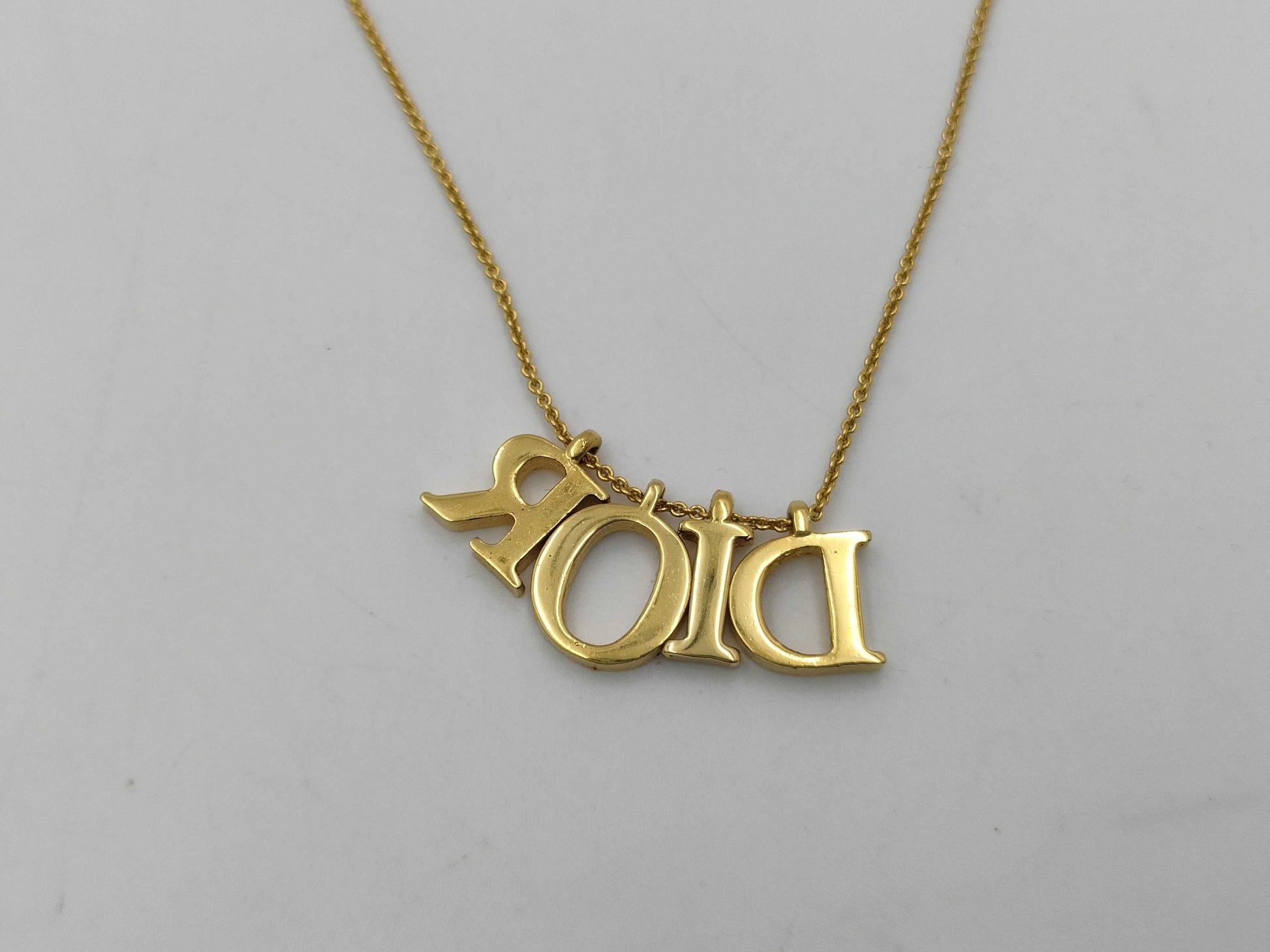 Dior logo necklace necklace