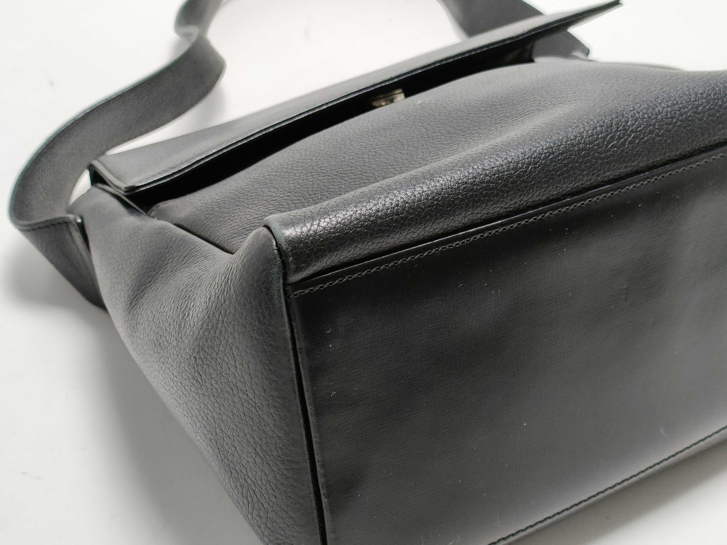 LOEWE Leather One-Shoulder Shoulder Bag
