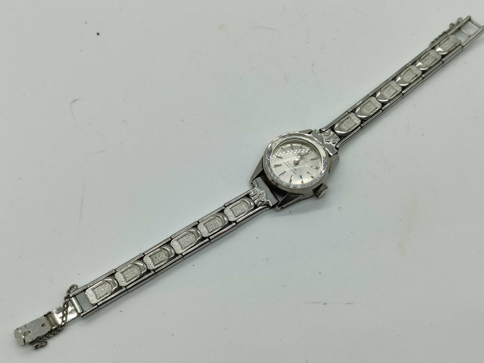 SEIKO QUEEN SEIKO Queen Seiko Diashock 23 Jewels Women's Watch