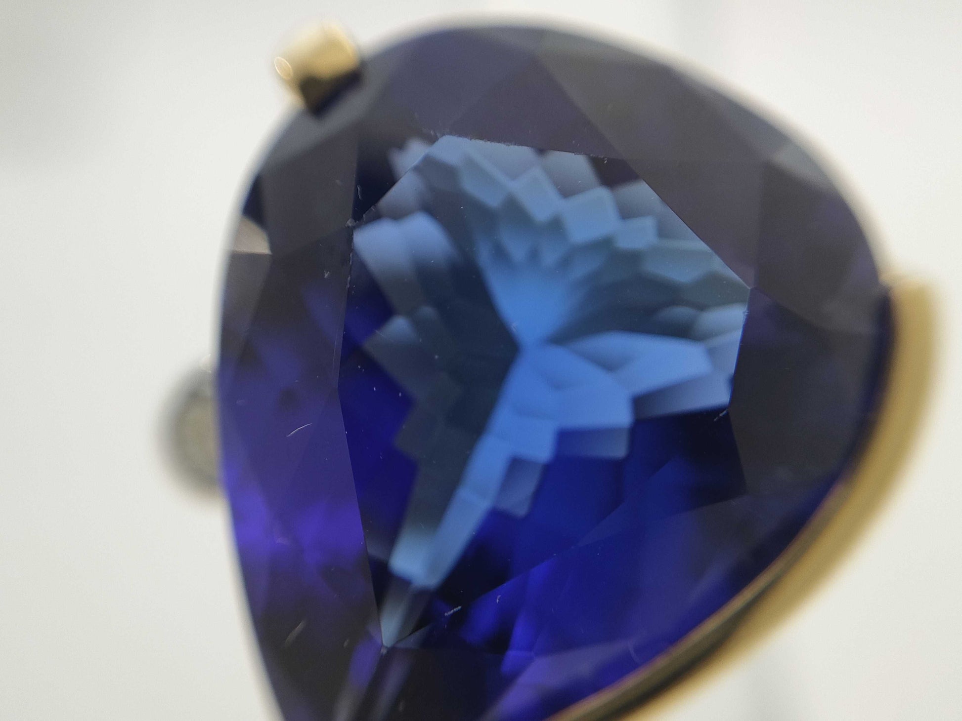 TZ21.76ct D0.22c K18/PT900 18.1g Ring 