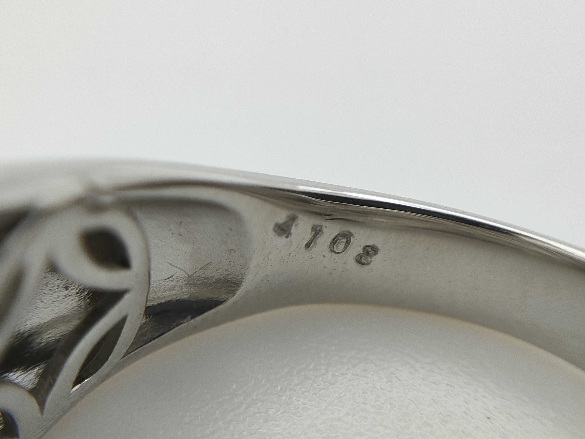 D4.108ct PT900 12.4g Ring 