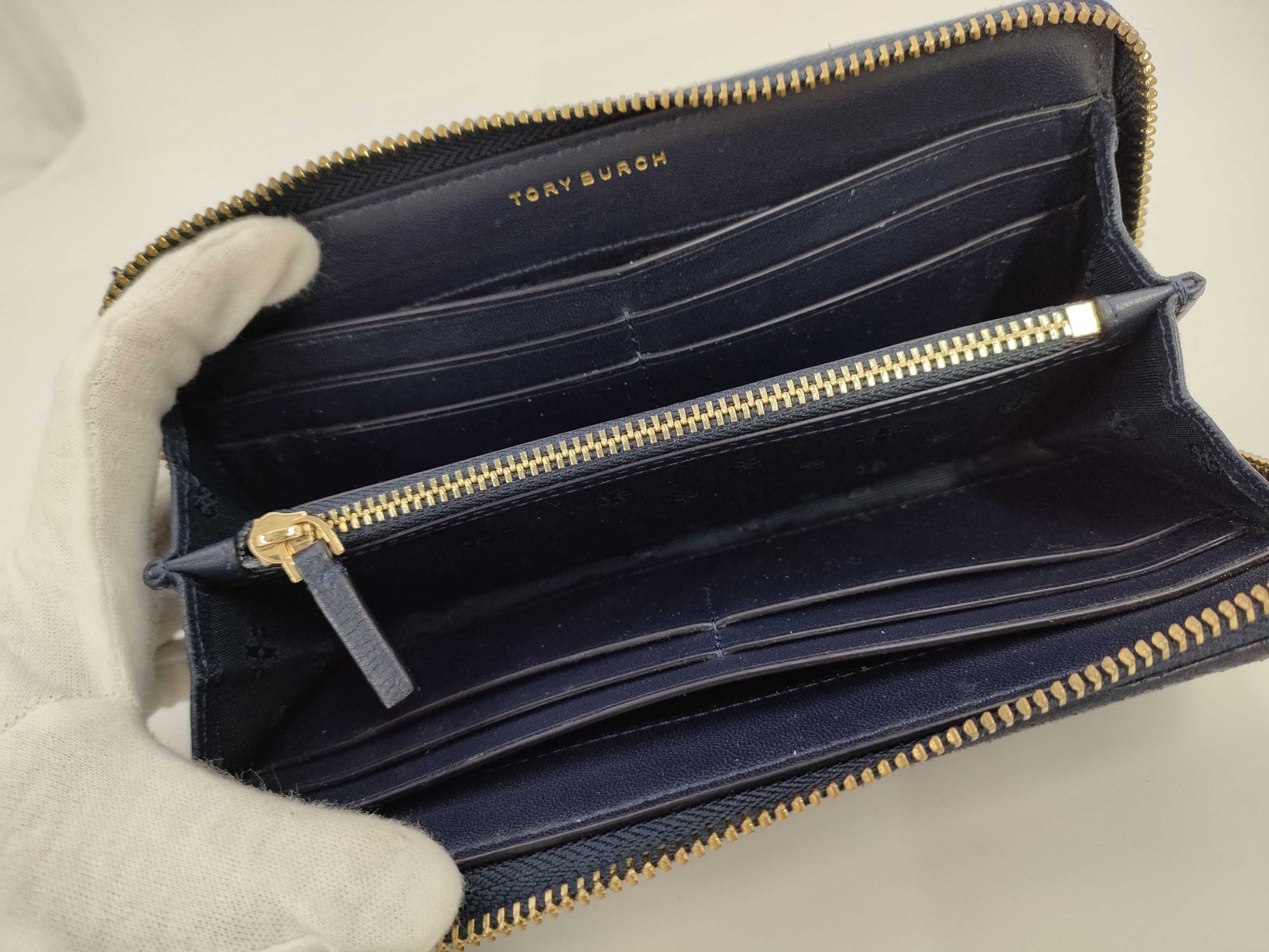 Tory Burch long wallet *Total of 4 wallets Michael Kors Tory Burch Coach etc.