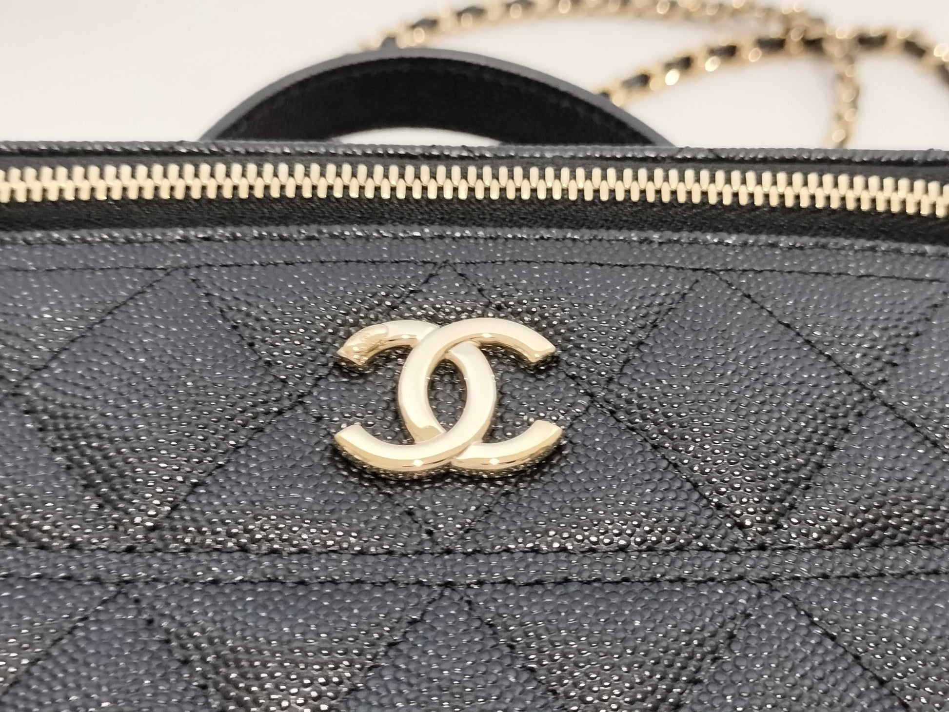 CHANEL Caviar Skin ap4404 Vanity Shoulder Bag