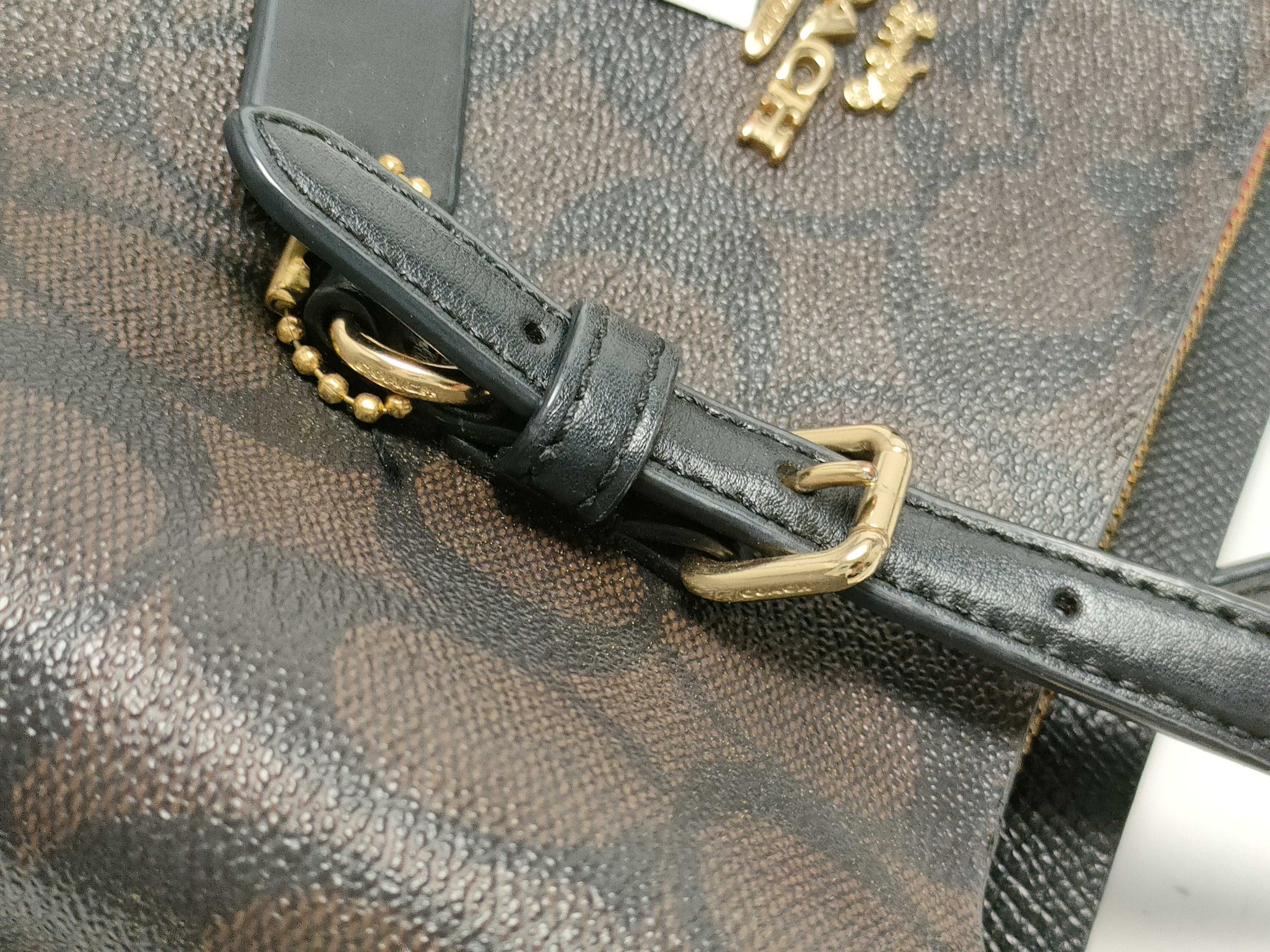 COACH Signature C4250 2-Way Shoulder Bag