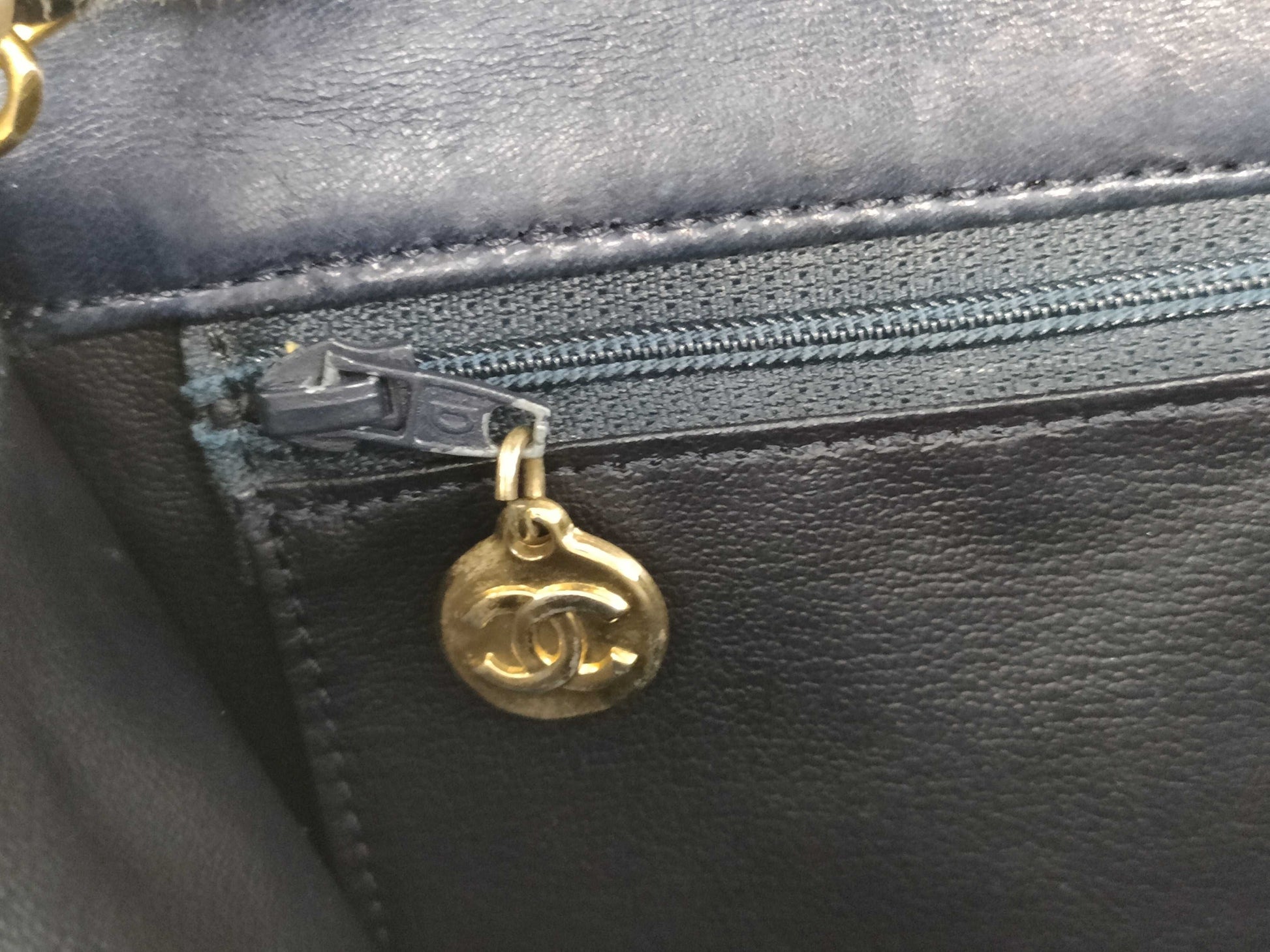 CHANEL Matelasse Matelasse Bag *Shoulder bag with no broken push lock