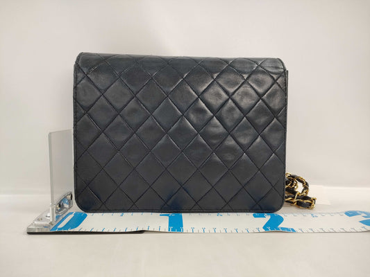 CHANEL Matelasse Matelasse Bag *Shoulder bag with no broken push lock