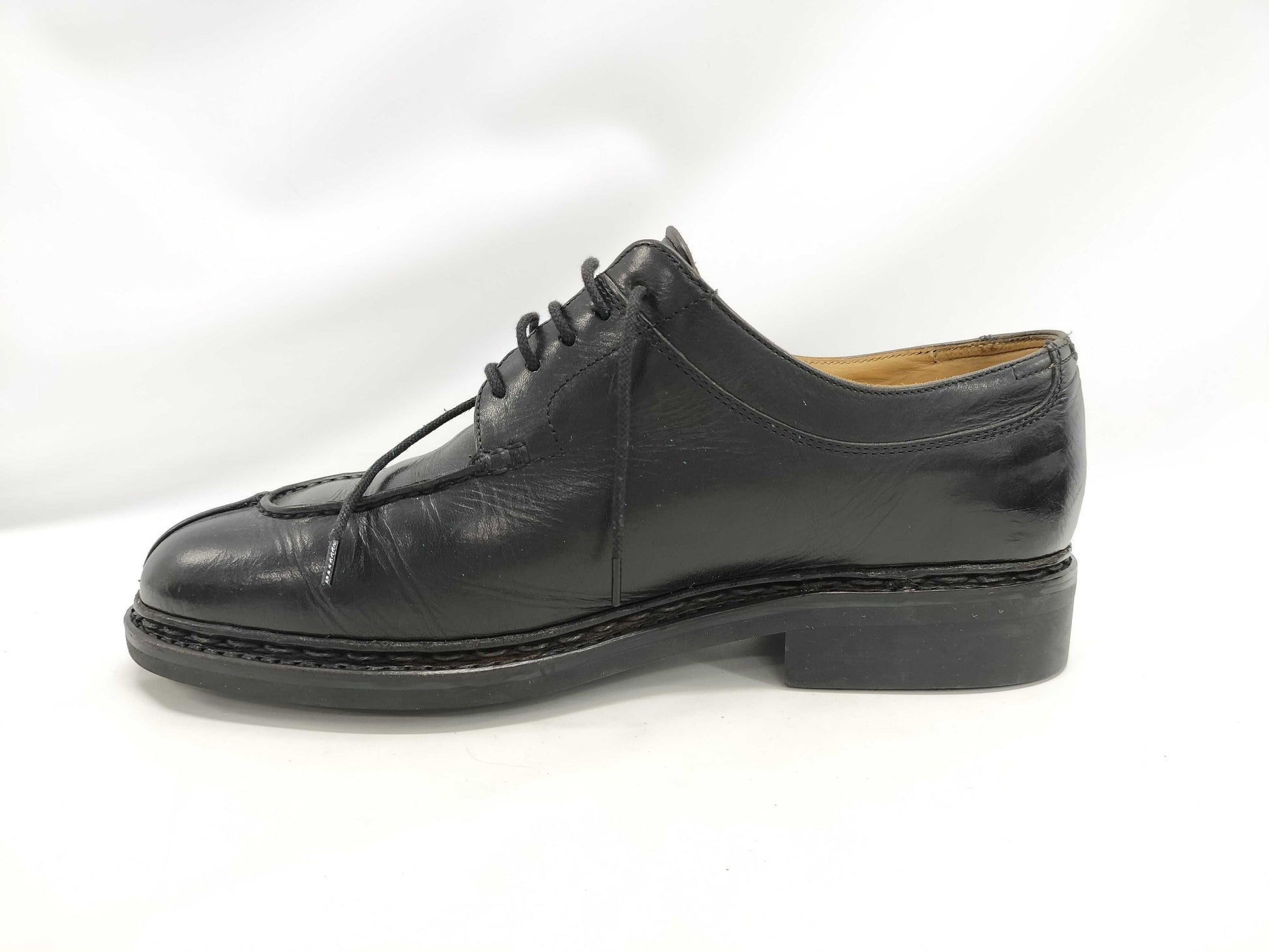 PRADA shoulder bag and business shoes