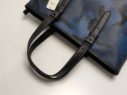 COACH F57565 Camouflage Tote Bag
