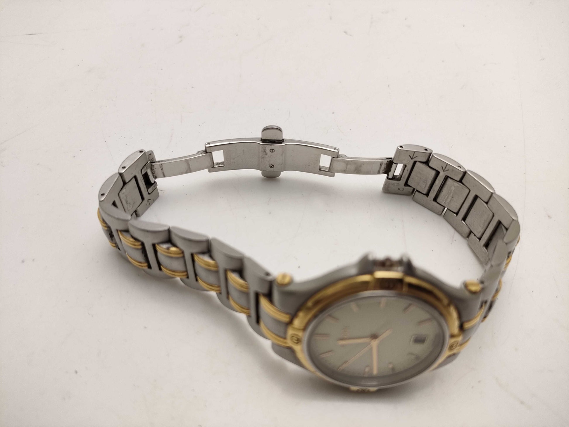 GUCCI 9040M Men's Watch, Unworked