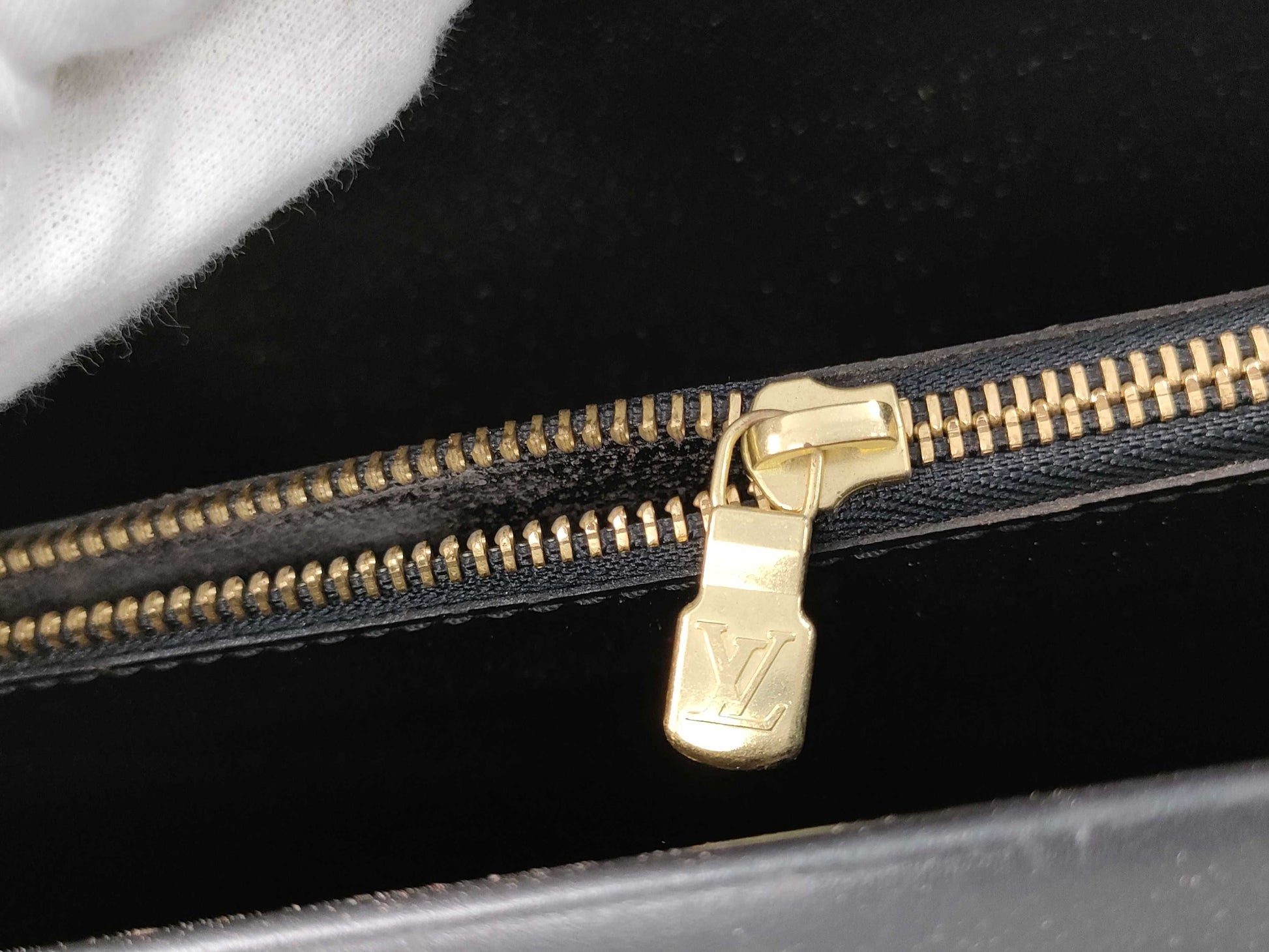 LOUIS VUITTON Epi Serviette Business Bag