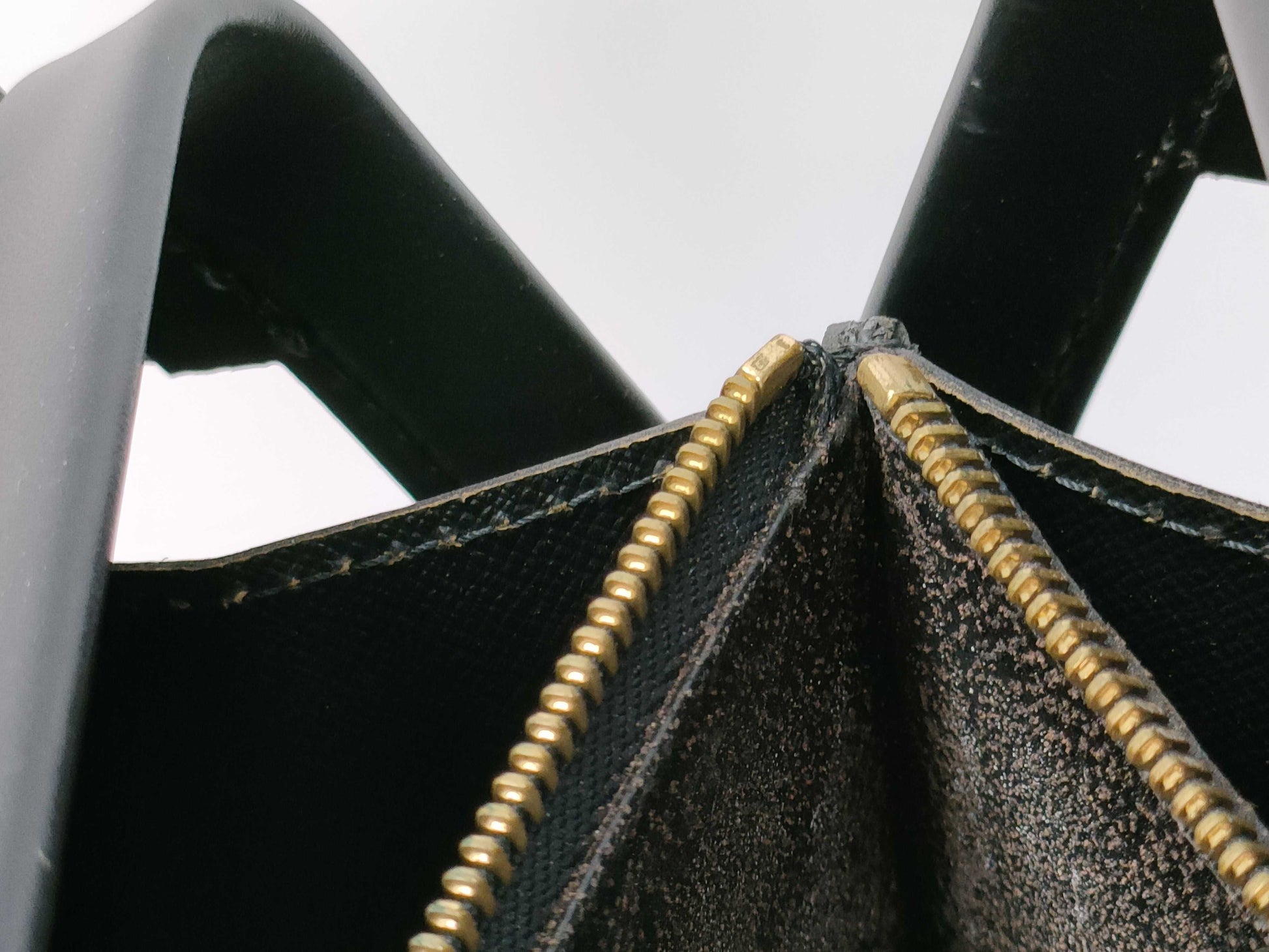 LOUIS VUITTON Epi Serviette Business Bag