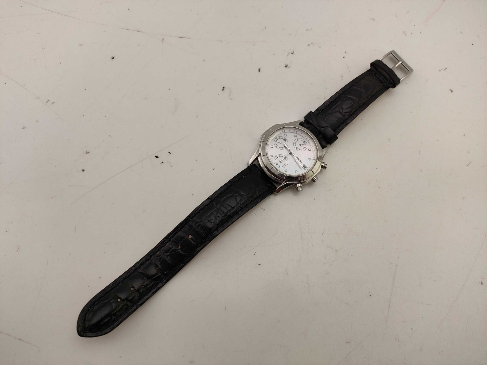 SEIKO Women's Quartz Watch with Shell Dial and Aftermarket Strap, Unused, Boys' Watch