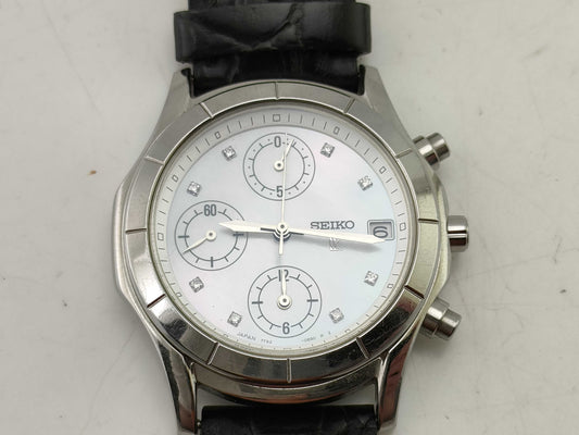 SEIKO Women's Quartz Watch with Shell Dial and Aftermarket Strap, Unused, Boys' Watch