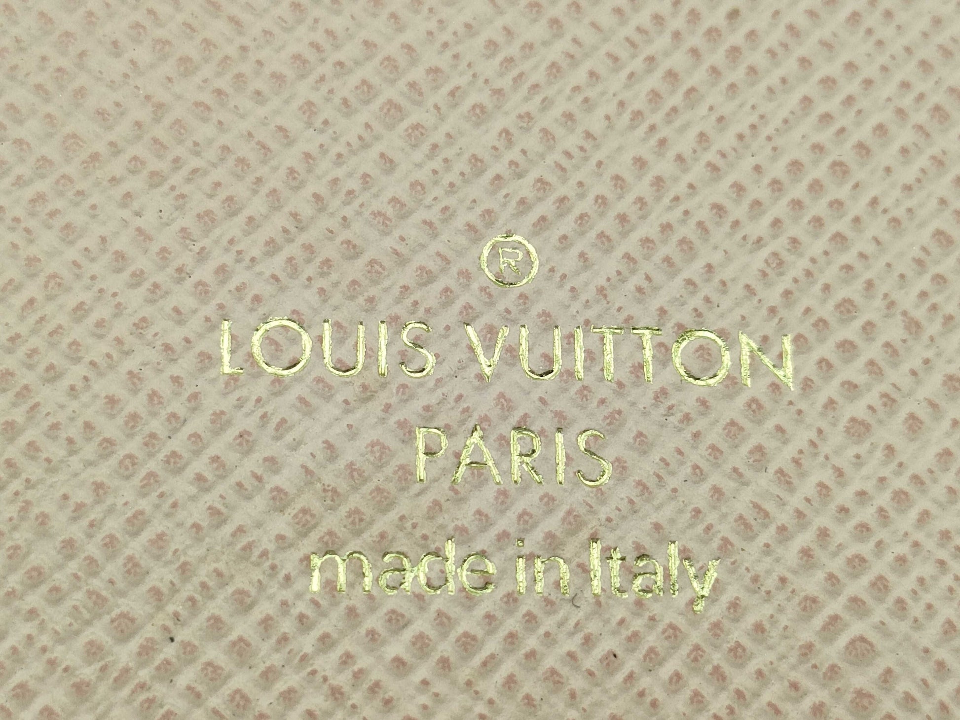 LOUIS VUITTON Damier Victorine Wallet
