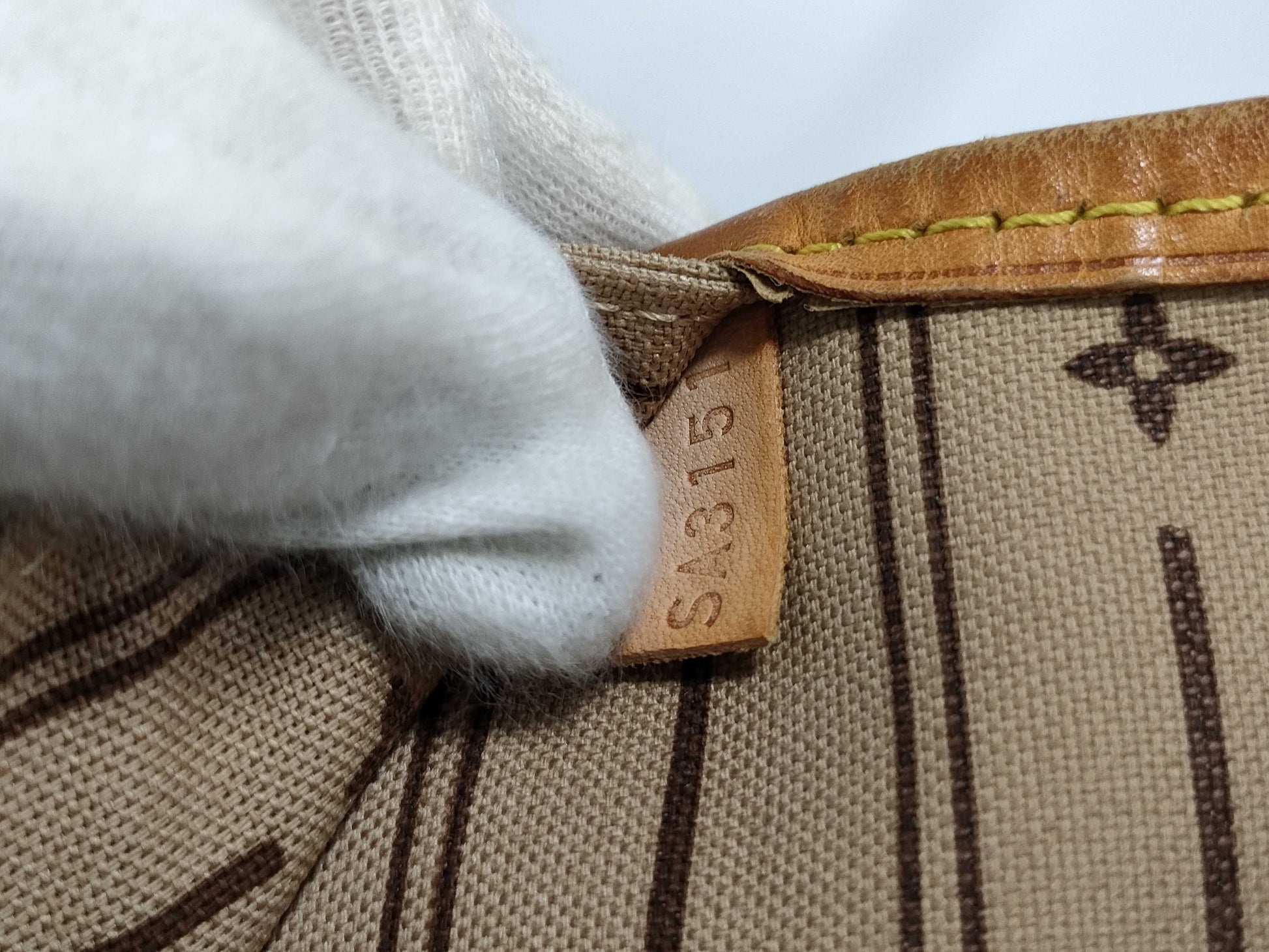 LOUIS VUITTON [Model Number] M40156 Monogram Neverfull MM Old Model Tote Bag