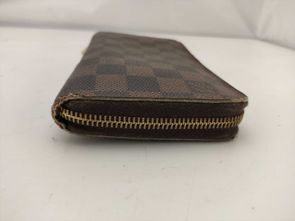 LOUIS VUITTON Damier Zippy Wallet