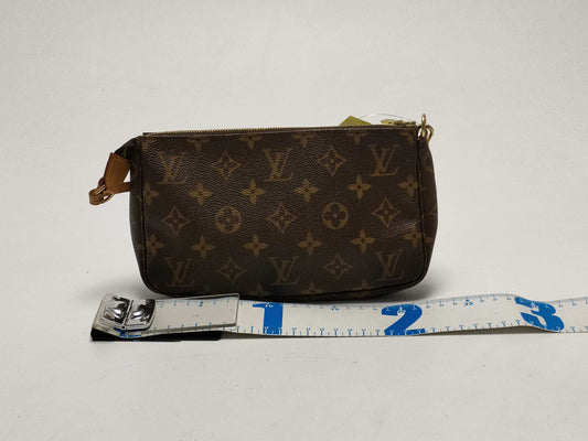 LOUIS VUITTON Monogram M40712 Pochette Accessoires Pouch