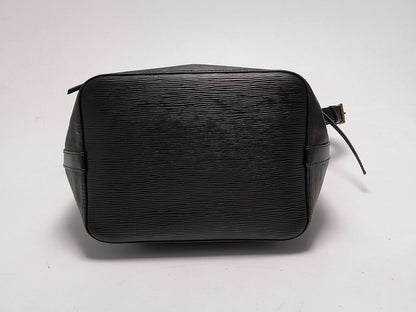 LOUIS VUITTON Epi Noe/Noir Shoulder Bag