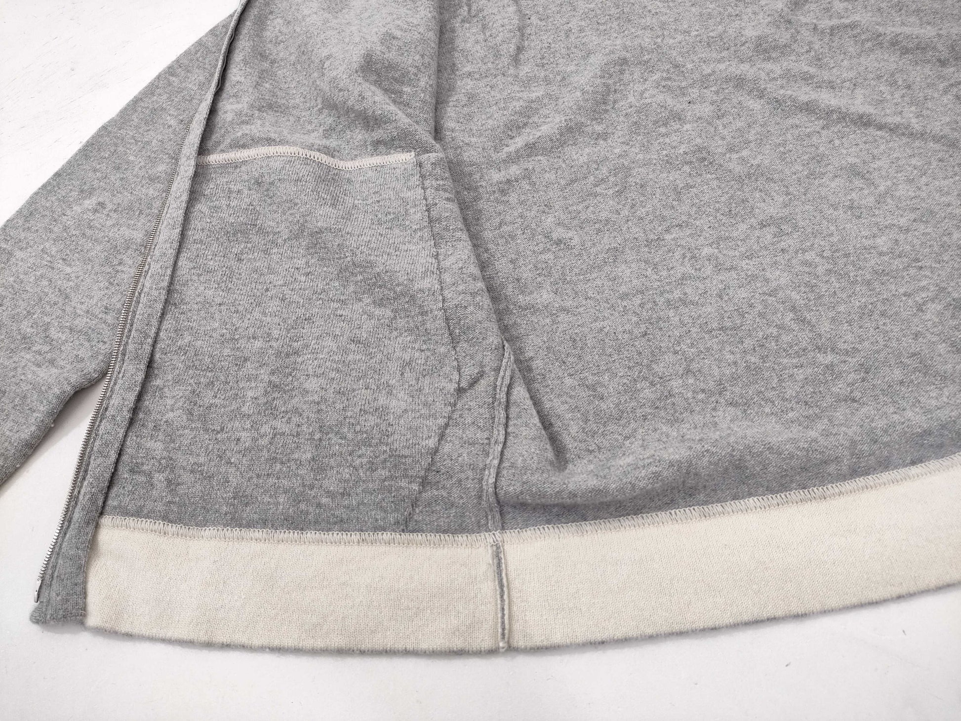 CHANEL P4088 Hoodie Other Apparel