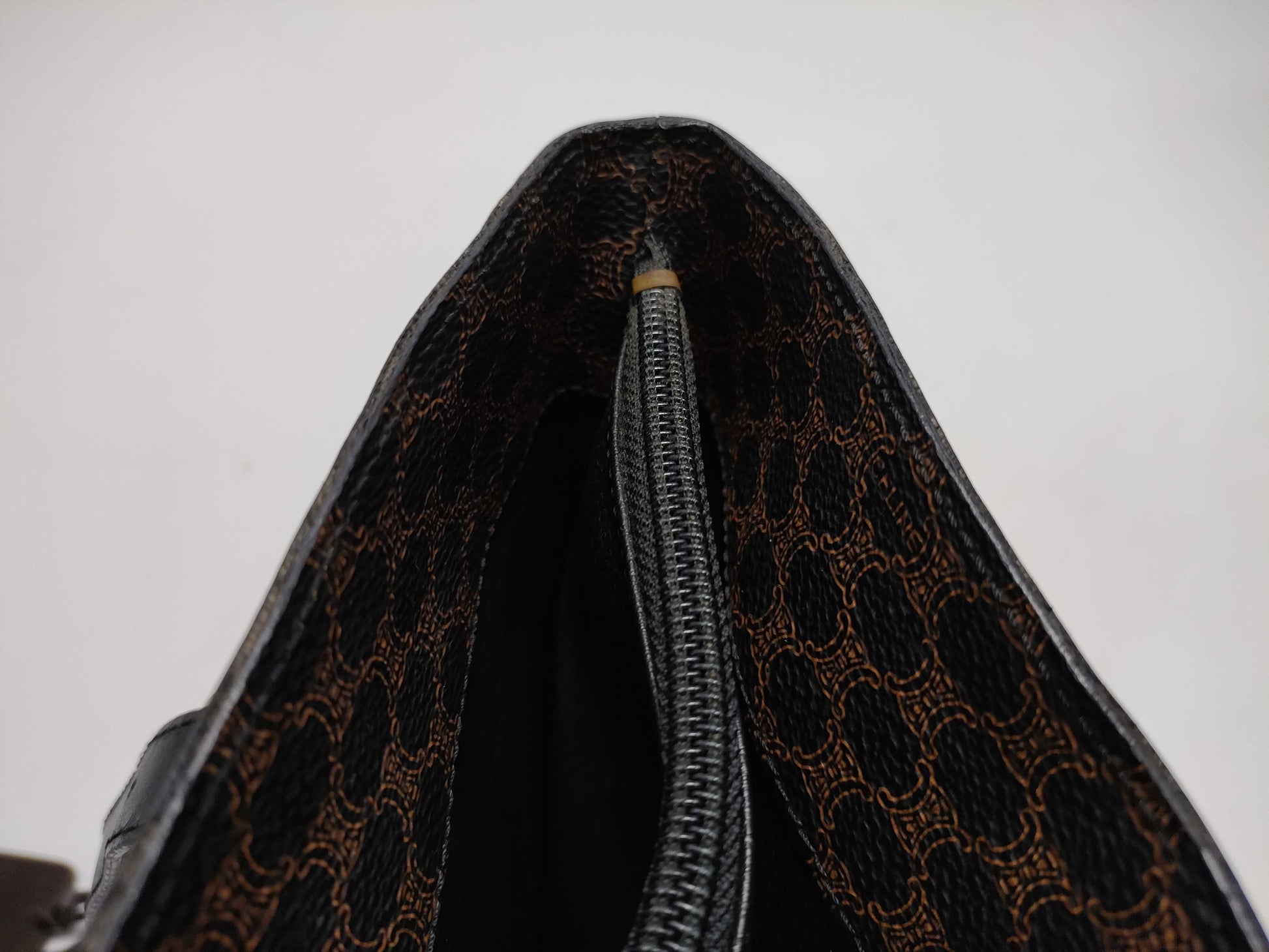CELINE Black/Bucket Shoulder Bag