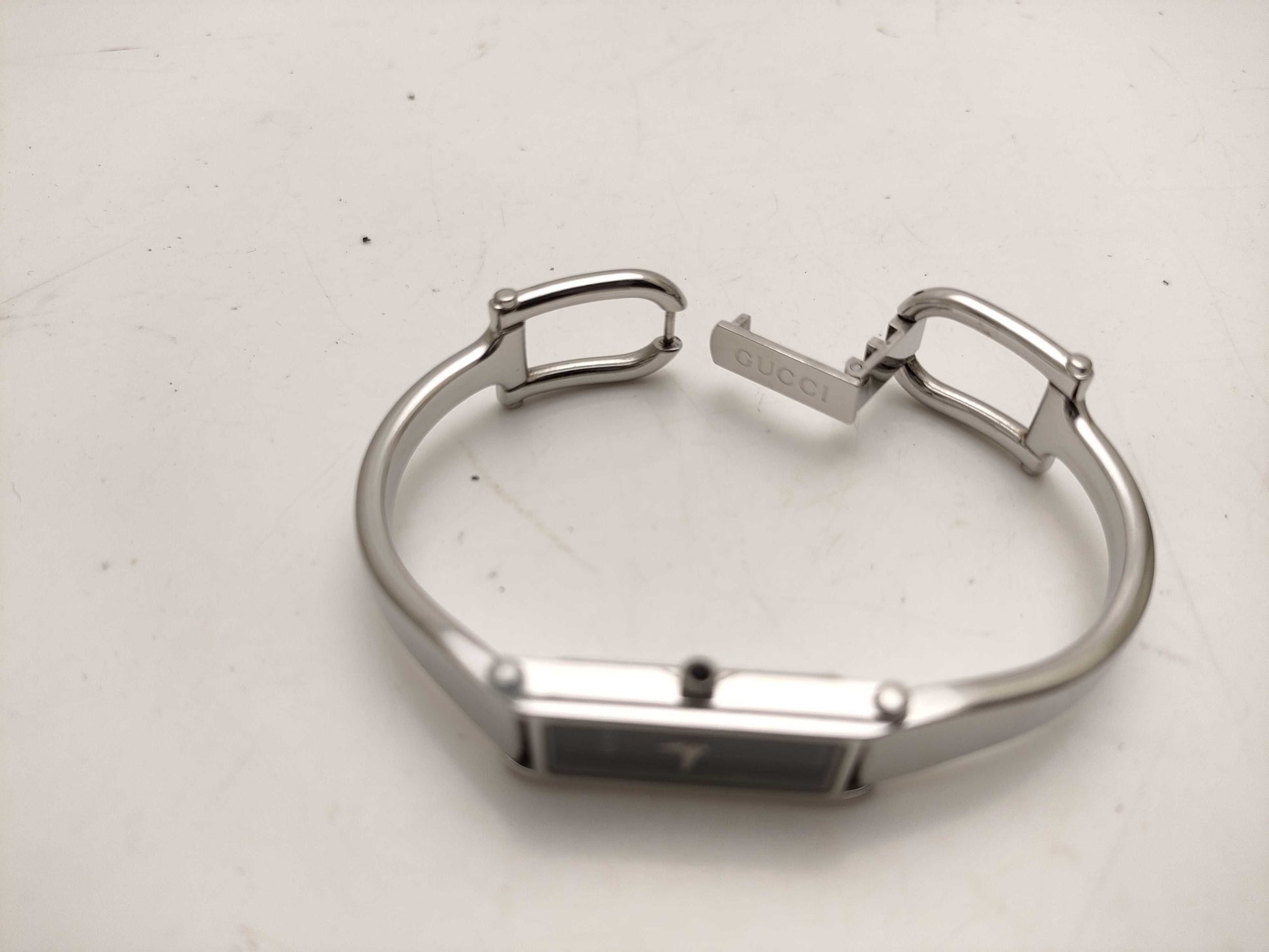 GUCCI 1500L Watch/Body Only Women's Watch
