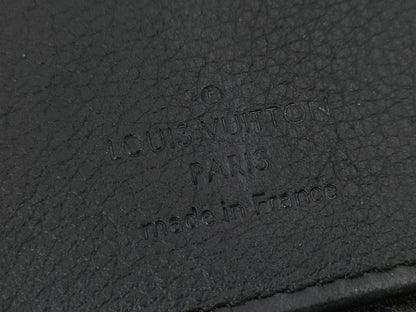 LOUIS VUITTON Zippy Wallet Vertical Taurillon Leather Wallet