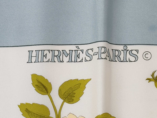 HERMES Carre ROMANTiQUE Romantic Scarf