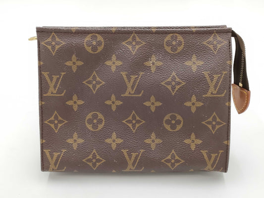 LOUIS VUITTON Monogram Poche Toilette 19 M47544 Pouch