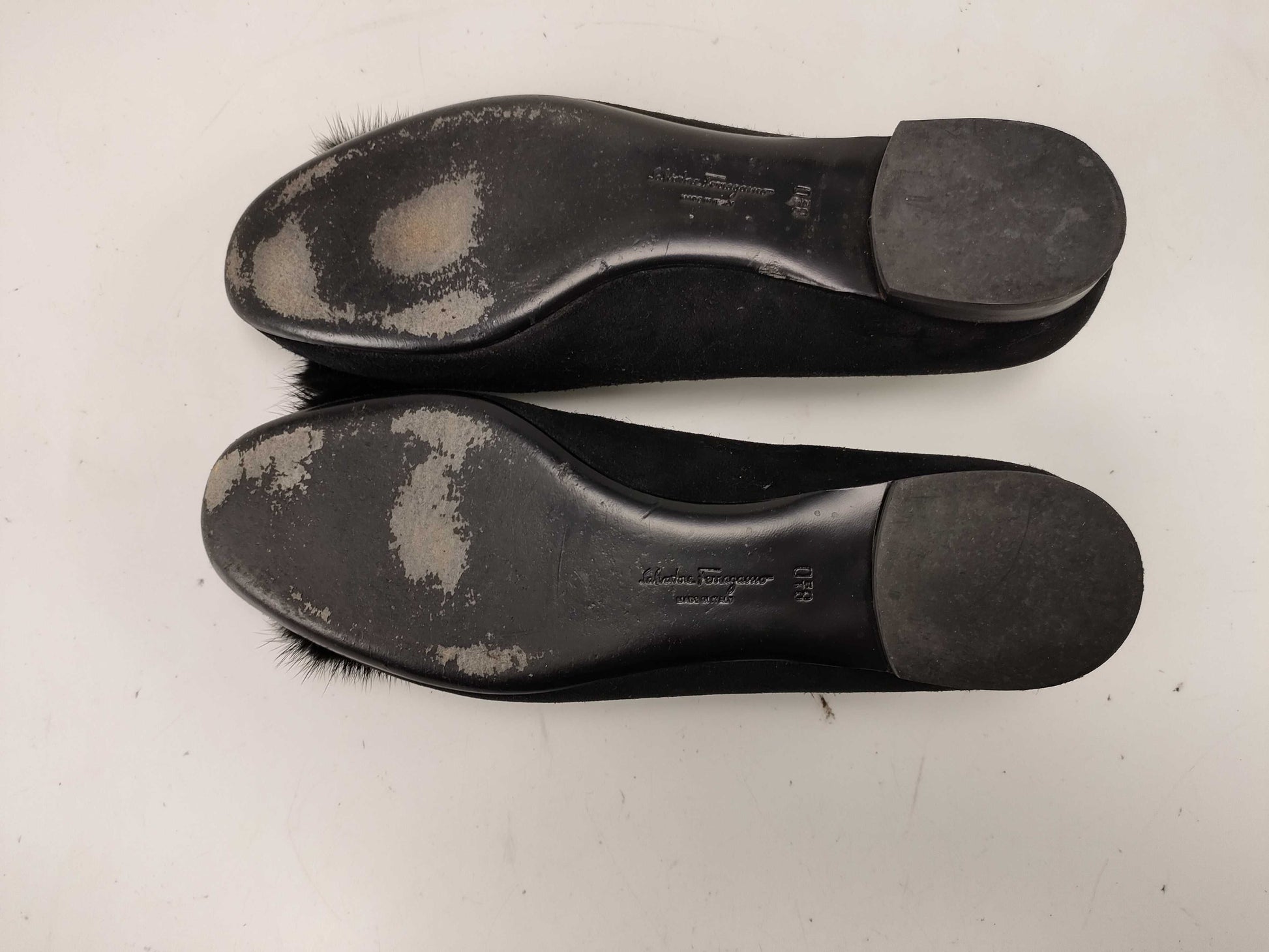 Salvatore Ferragamo Vara Ribbon Black Pumps