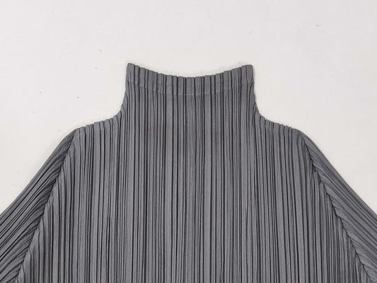 ISSEY MIYAKE Pleated Dress