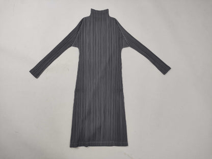 ISSEY MIYAKE Pleated Dress