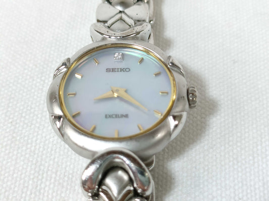 SEIKO 1520-1040 925 silver shell dial women's watch