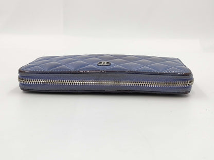 CHANEL Round Wallet 22 Series Wallet