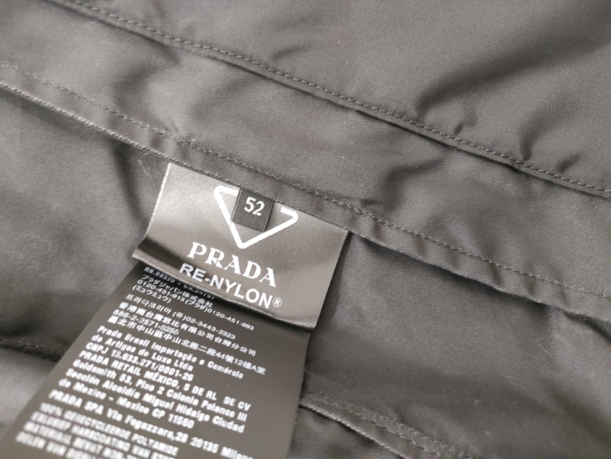 PRADA SGB684 Nylon Jacket Size 52 RFID Current Jacket