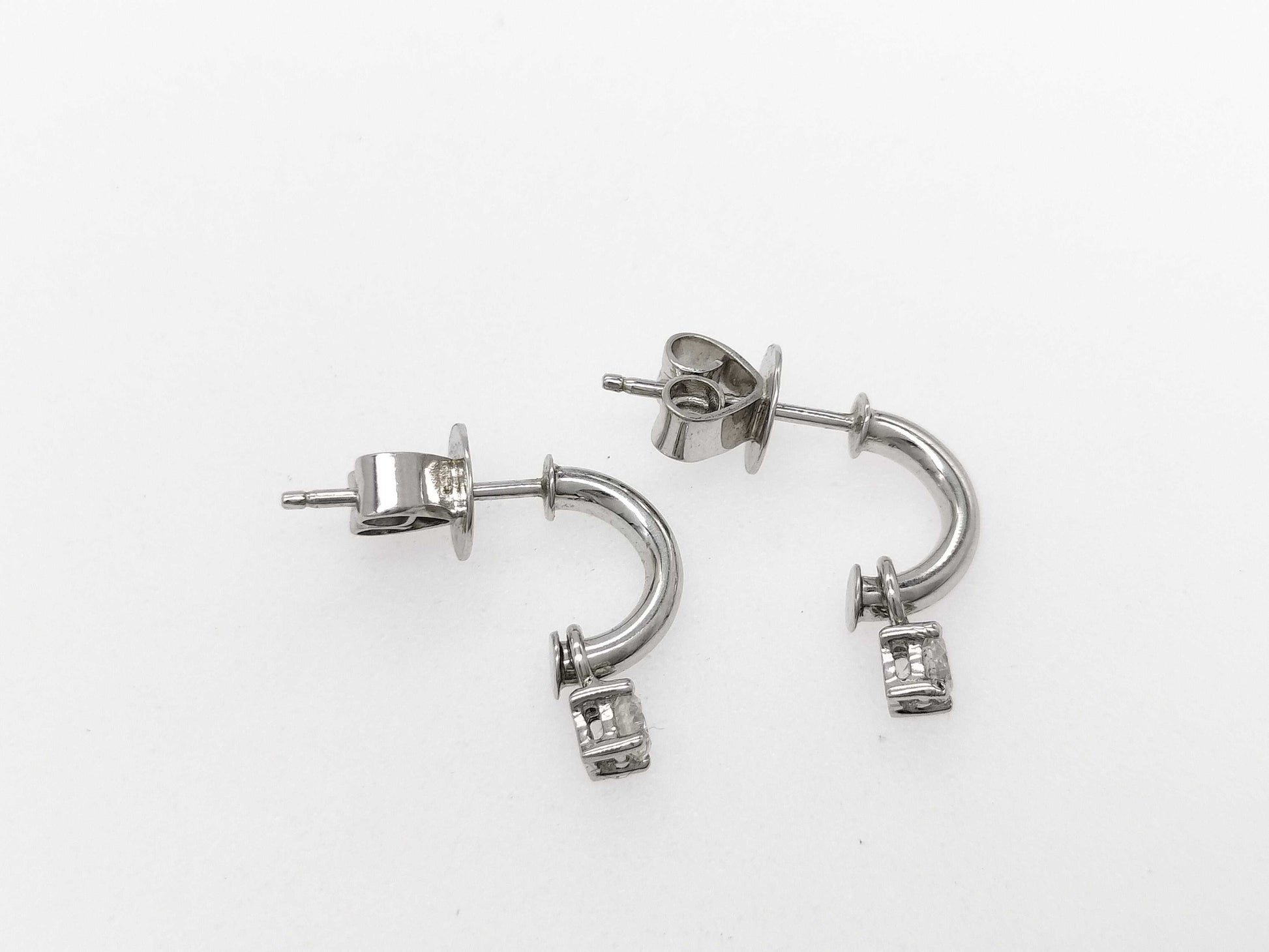 D0.11ct K17/750 2.1g Earrings 