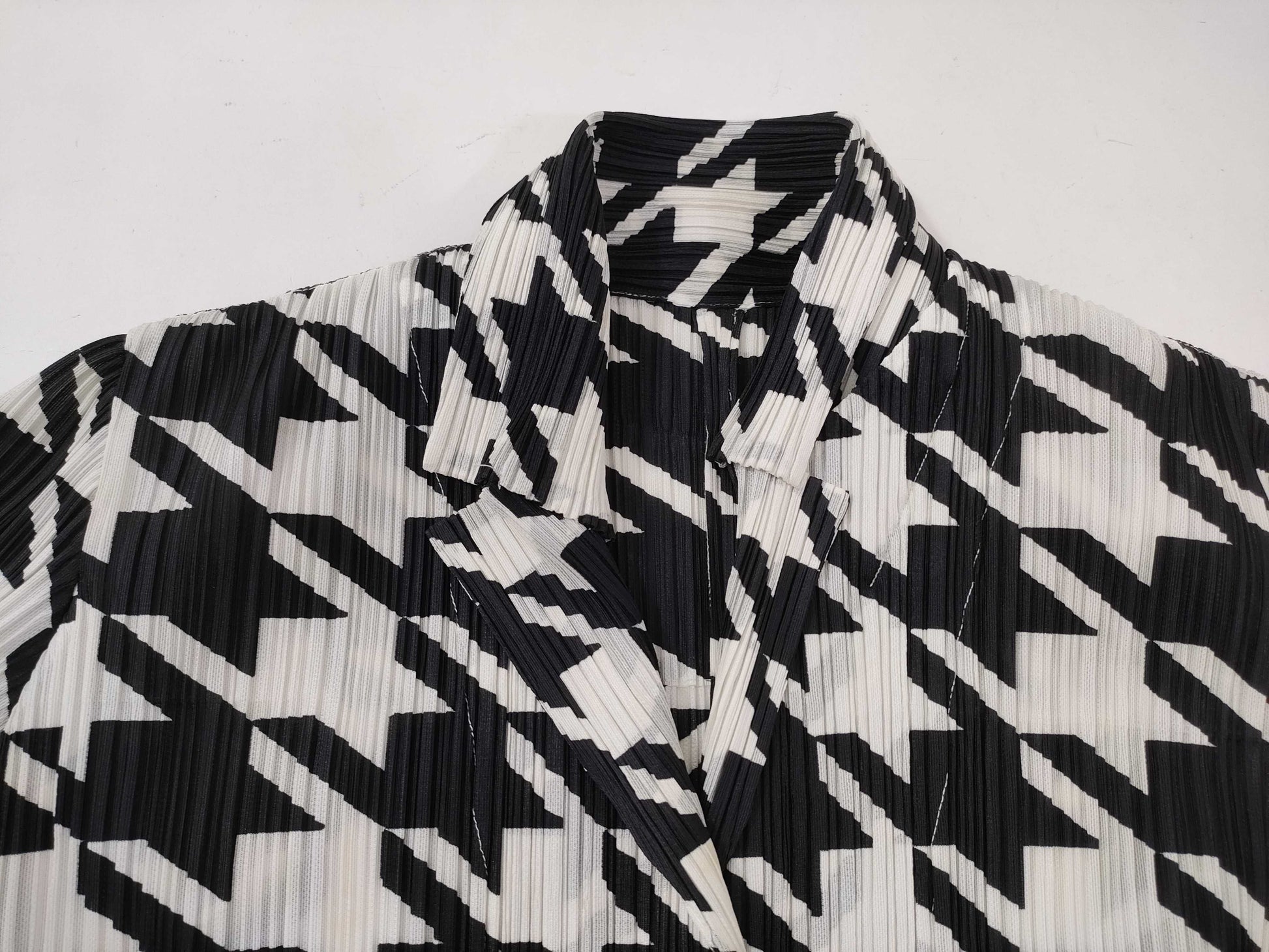 ISSEY MIYAKE Pleats Please/Houndstooth Pattern/Jacket