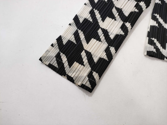 ISSEY MIYAKE Pleats Please/Houndstooth Pattern/Jacket
