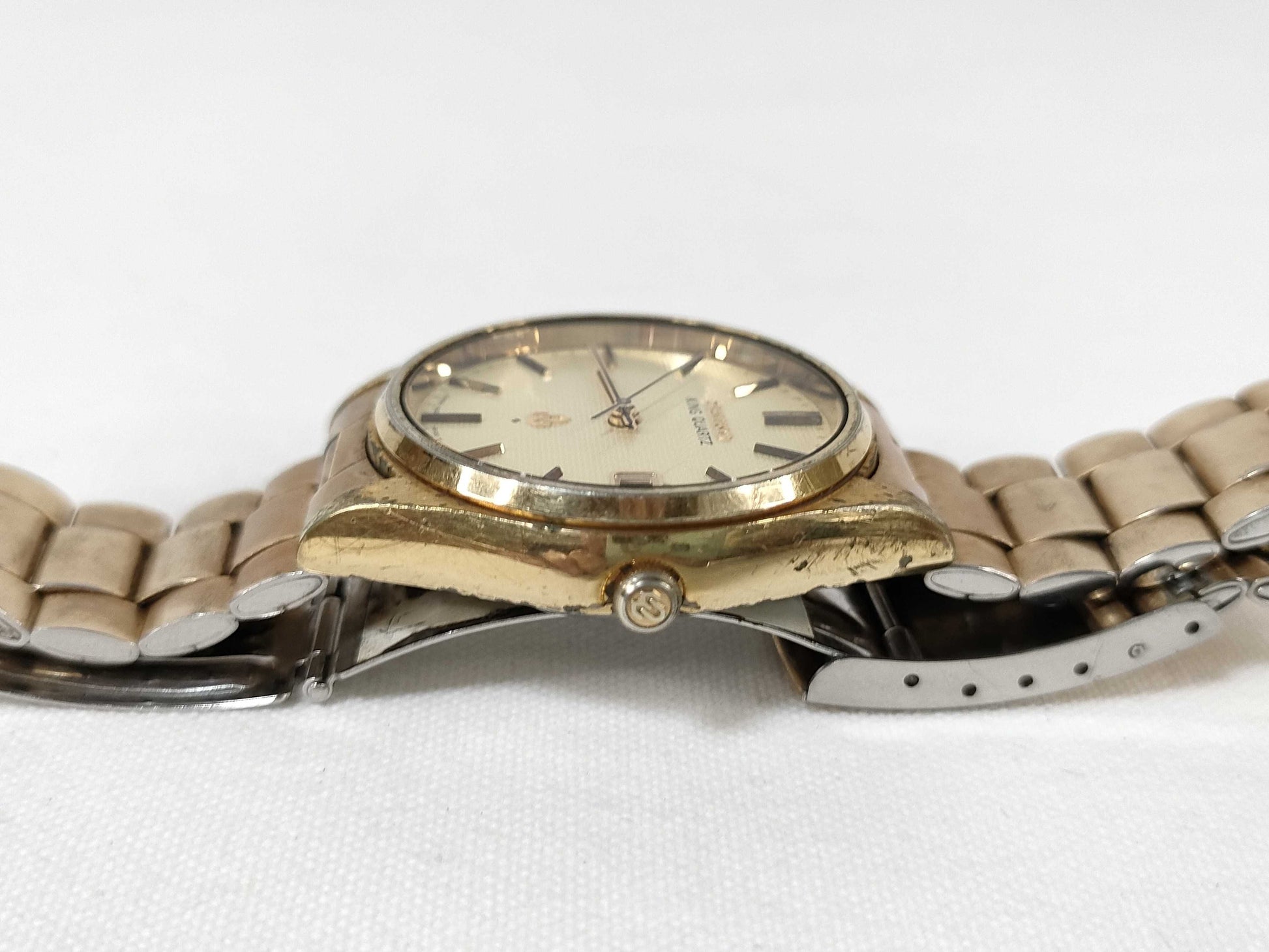 SEIKO KING QUARTZ Gold Color Men's Watch