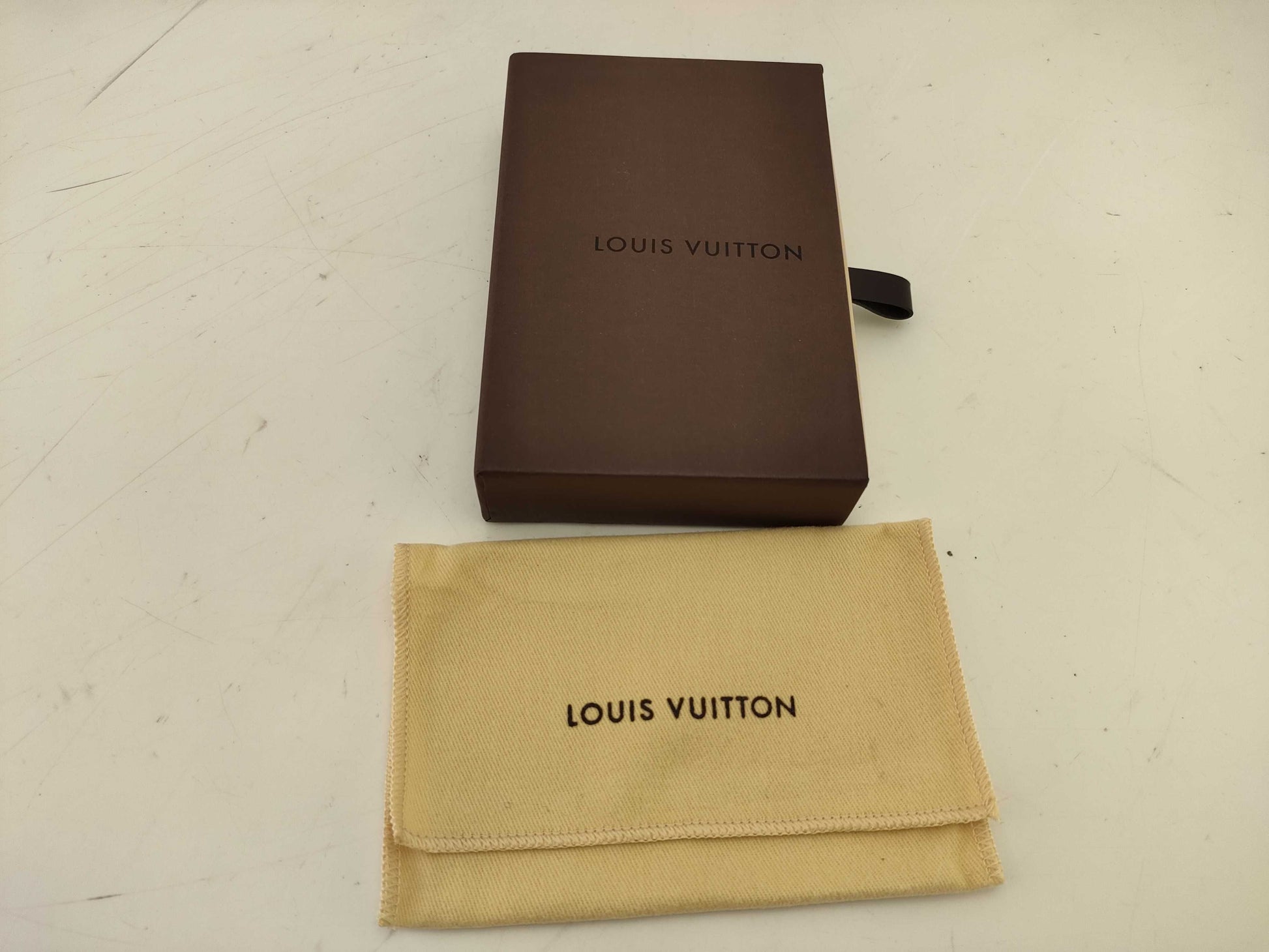 LOUIS VUITTON Damier Pochette Cle N62658 Coin Case
