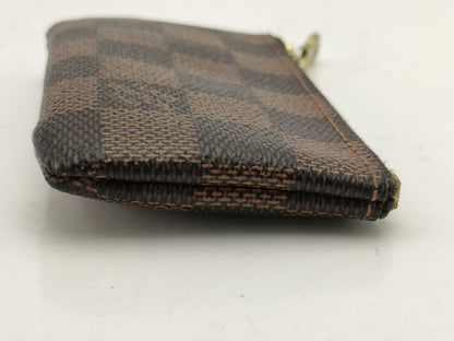 LOUIS VUITTON Damier Pochette Cle N62658 Coin Case