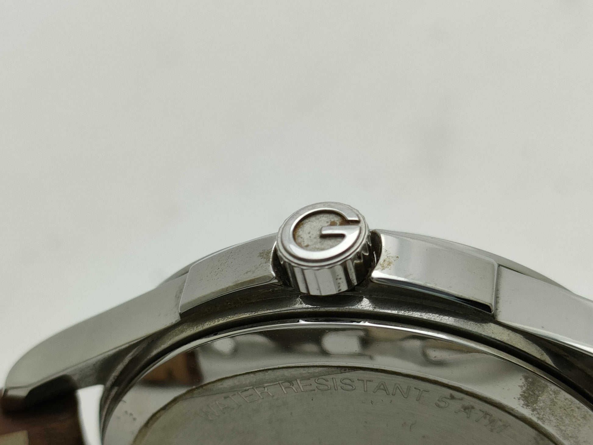 GUCCI Men's Automatic 126.4 Men's Watch
