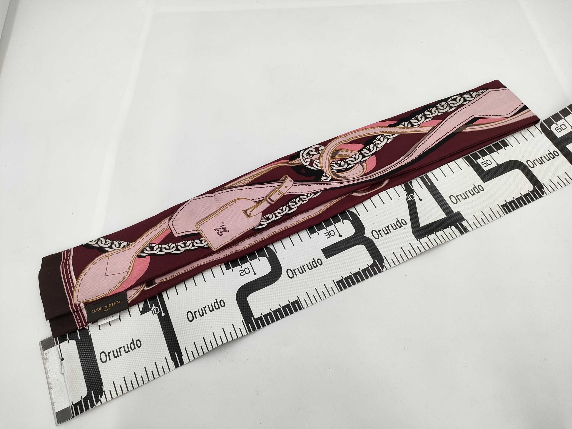 LOUIS VUITTON Bandeau Handle Me Bordeaux x Pink Scarf