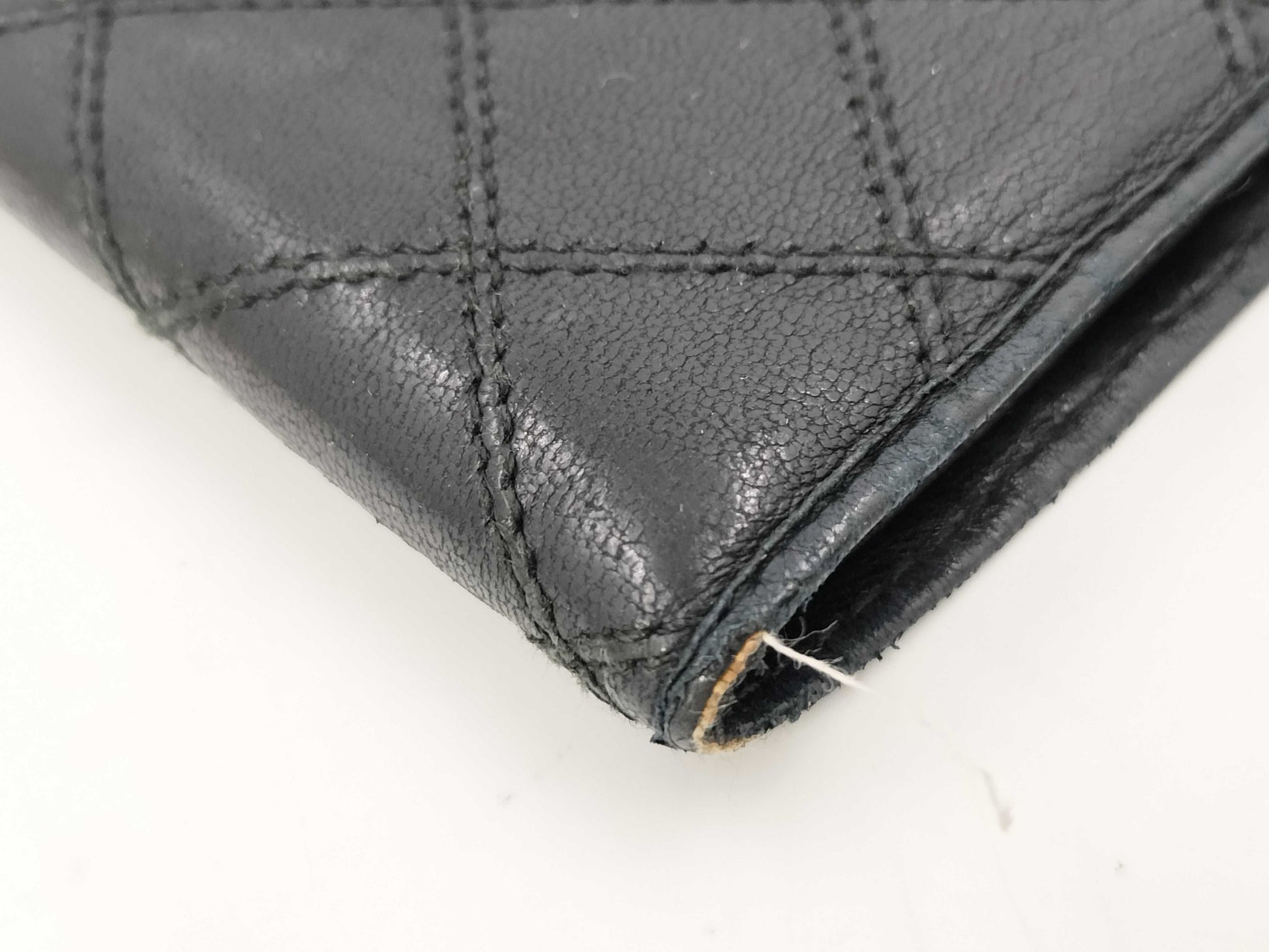 CHANEL Lamb/Mato/Bifold Wallet