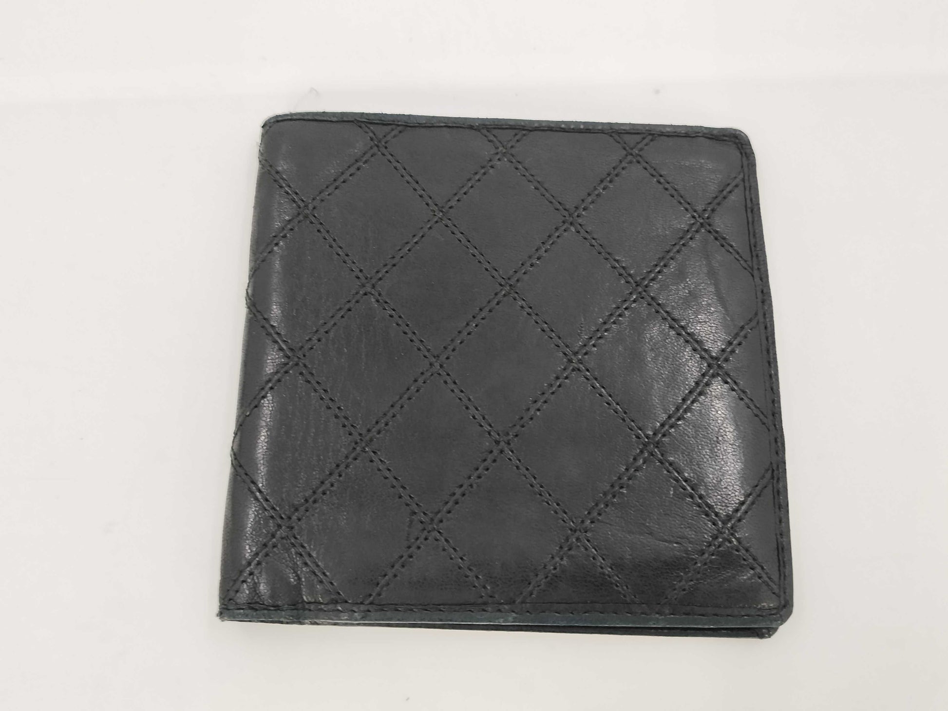 CHANEL Lamb/Mato/Bifold Wallet