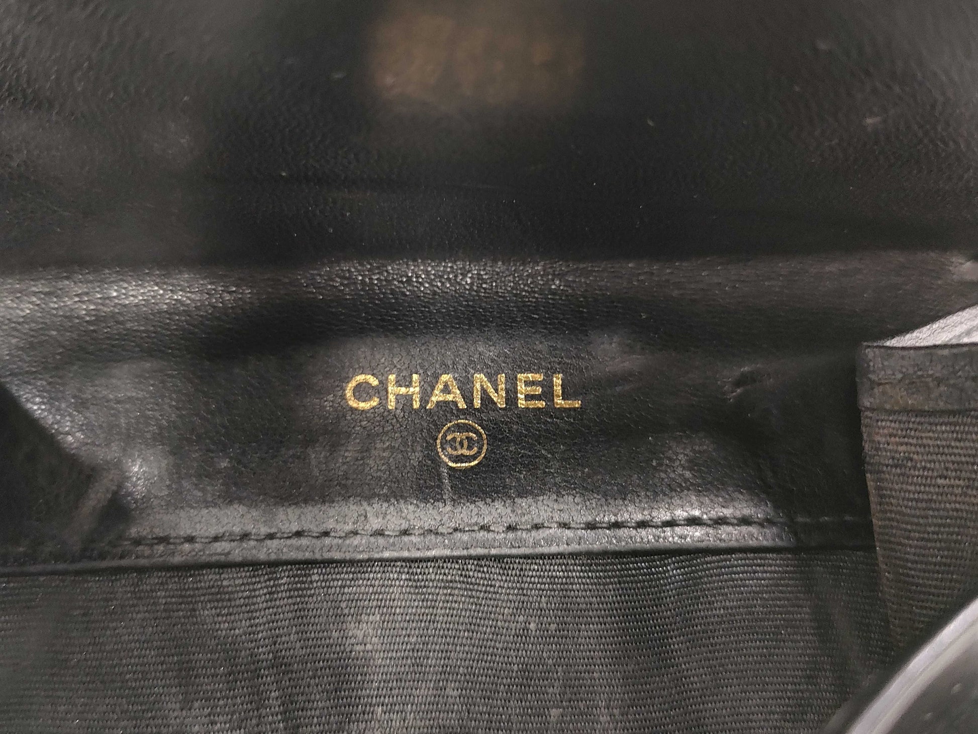 CHANEL Coco Lambskin Tri-fold Wallet 