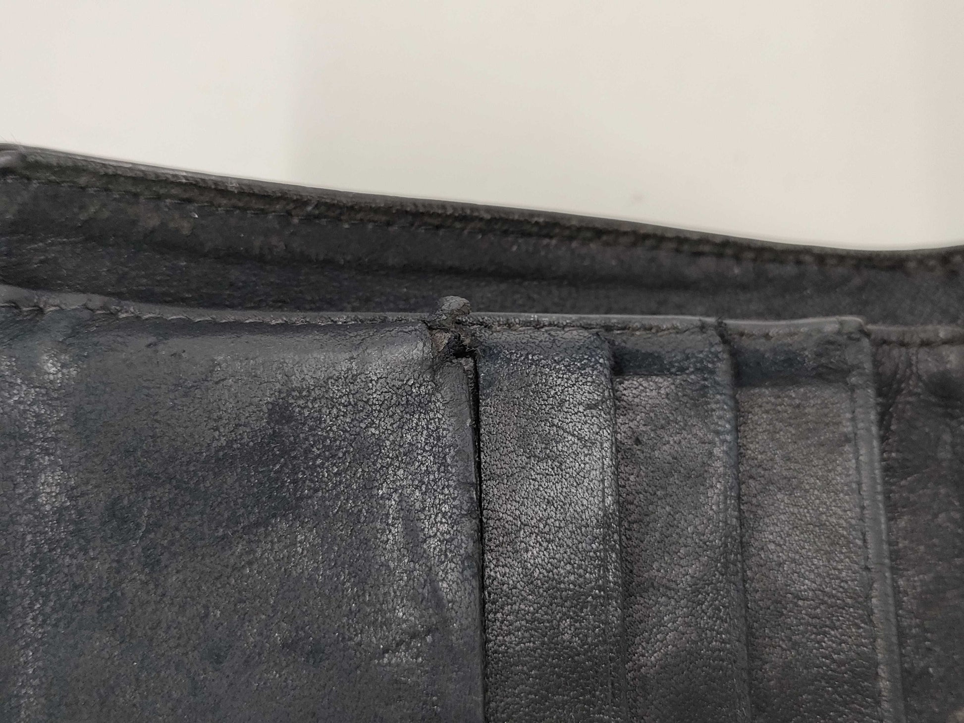 CHANEL Coco Lambskin Tri-fold Wallet 